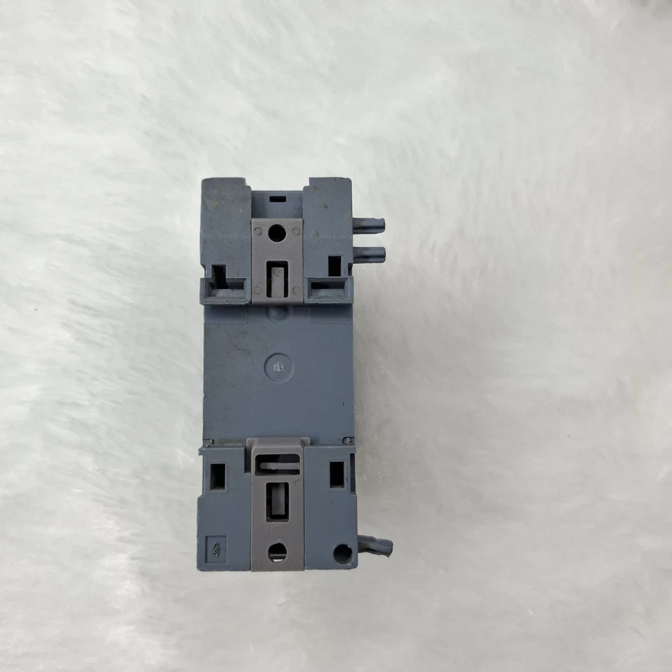 SIEMENS 6ED1055-1MB00-0BA2 DM8 12/24R 12/24VDC EXPANSION MODULE